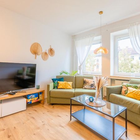 Stay Awesome - Urban Jungle Apartment Zentral, Wilhelmshoehe Kassel Luaran gambar